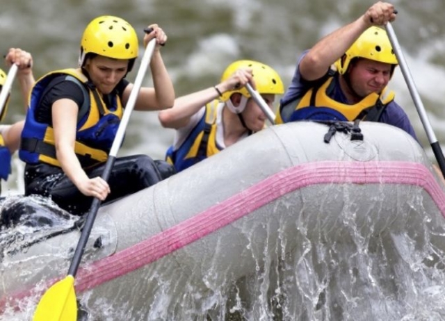  Iniziazione al rafting per bambini 